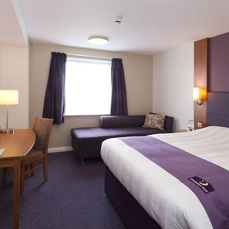 Premier Inn Norwich - Broadlands Park Thorpe St Andrew Exterior foto