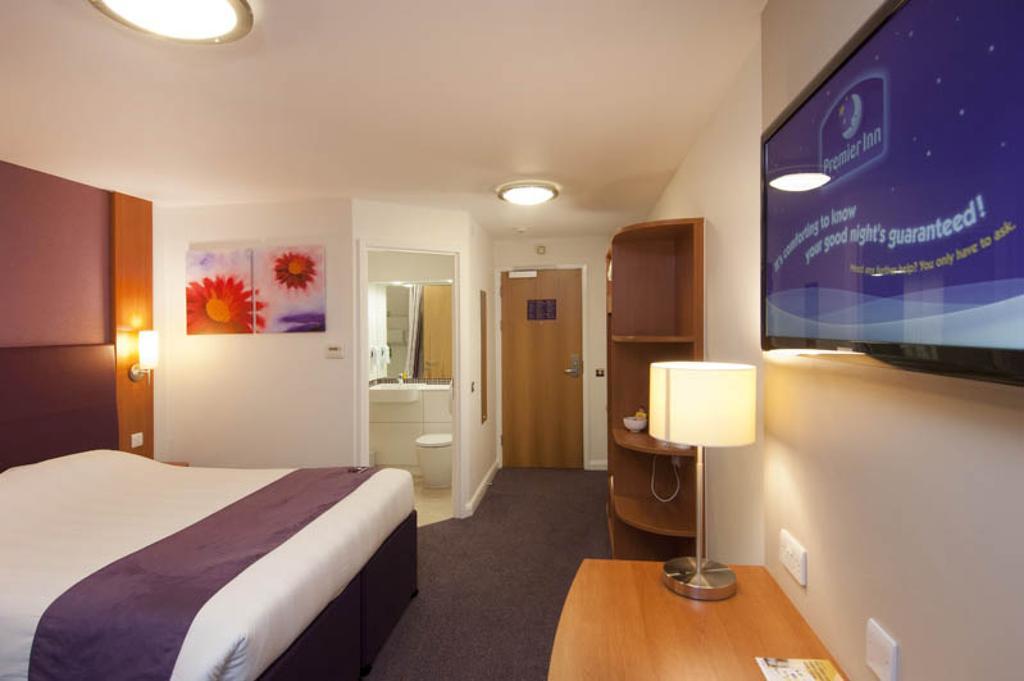 Premier Inn Norwich - Broadlands Park Thorpe St Andrew Exterior foto