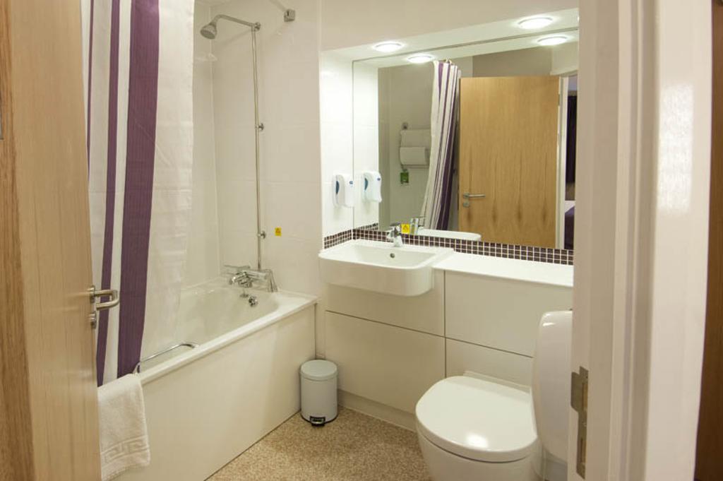 Premier Inn Norwich - Broadlands Park Thorpe St Andrew Habitación foto