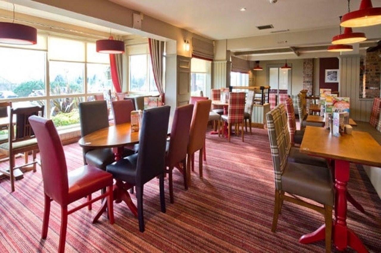 Premier Inn Norwich - Broadlands Park Thorpe St Andrew Exterior foto